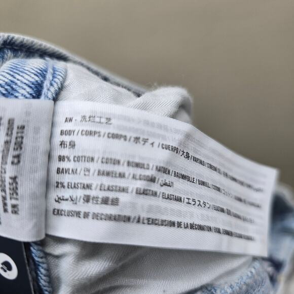 Hollister NWT Denim Ultra High-Rise Mom Jeans Stretch Blue 13R Classic 31x27 - Picture 5 of 7